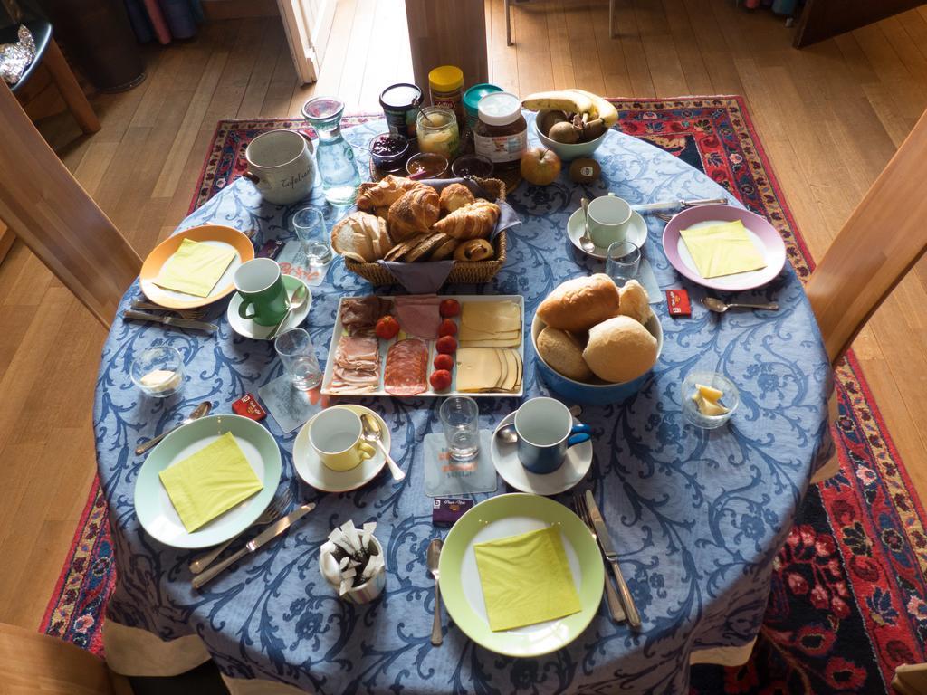 E48 Bed & Breakfast *